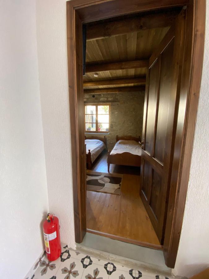 Villa Shuaipaj Saraqinishte 외부 사진
